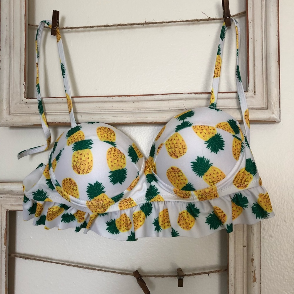DONATING SOON: Pineapple Bikini Top
